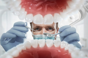 5 Signs You Need To See The Dentist