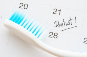 5 Signs It's Time To Visit The Dentist